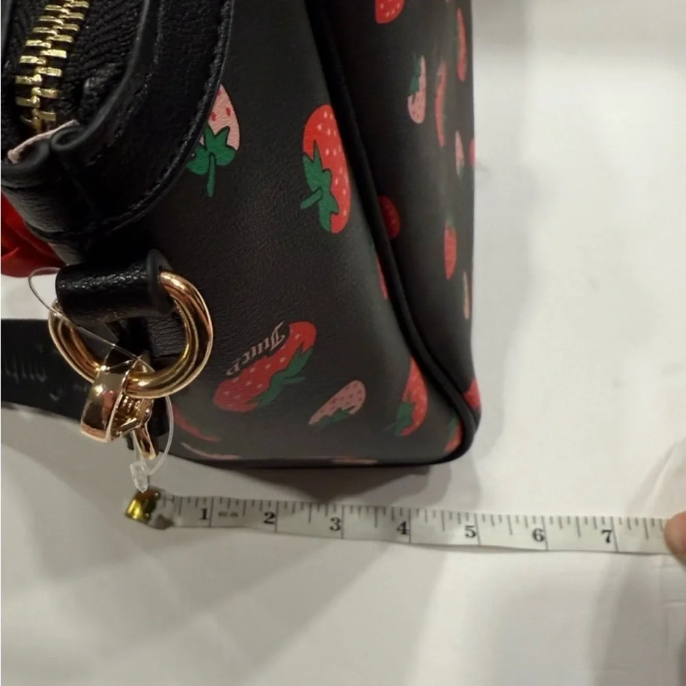 Juicy Couture Sweet N Juicy FR Tote‎ Strawberry Liquori NWT